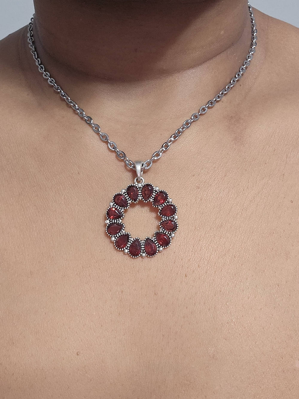 925S Red Garnet Circle Pendant Necklace